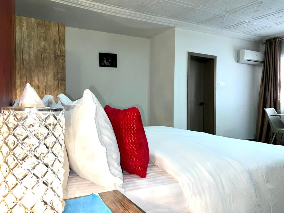 Urban Rootz Hotel Abuja Bagian luar foto