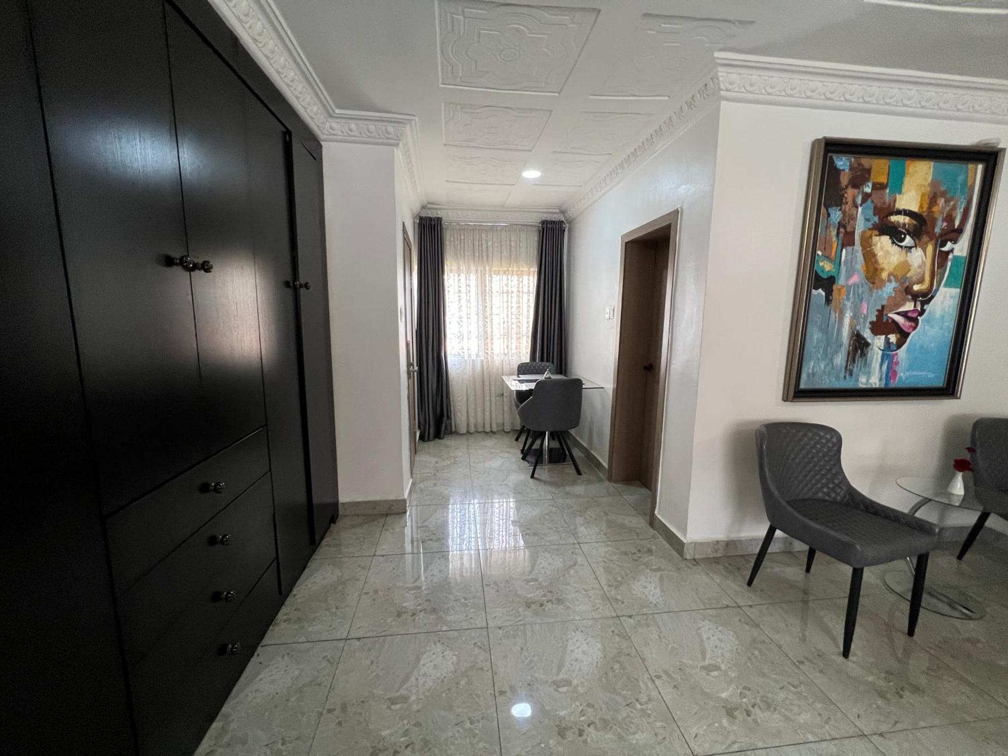Urban Rootz Hotel Abuja Bagian luar foto